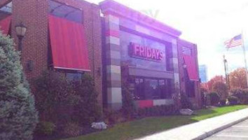 Tgi Friday's outside