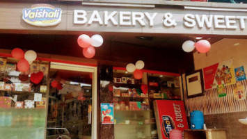 Vaishali Bakery And Sweet outside