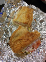 Momma Goldbergs Deli Too food