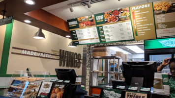 Wingstop inside