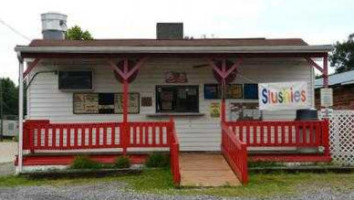 Chuck's Barbecue And Grill outside