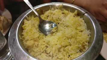 Halais Dum Biryani food