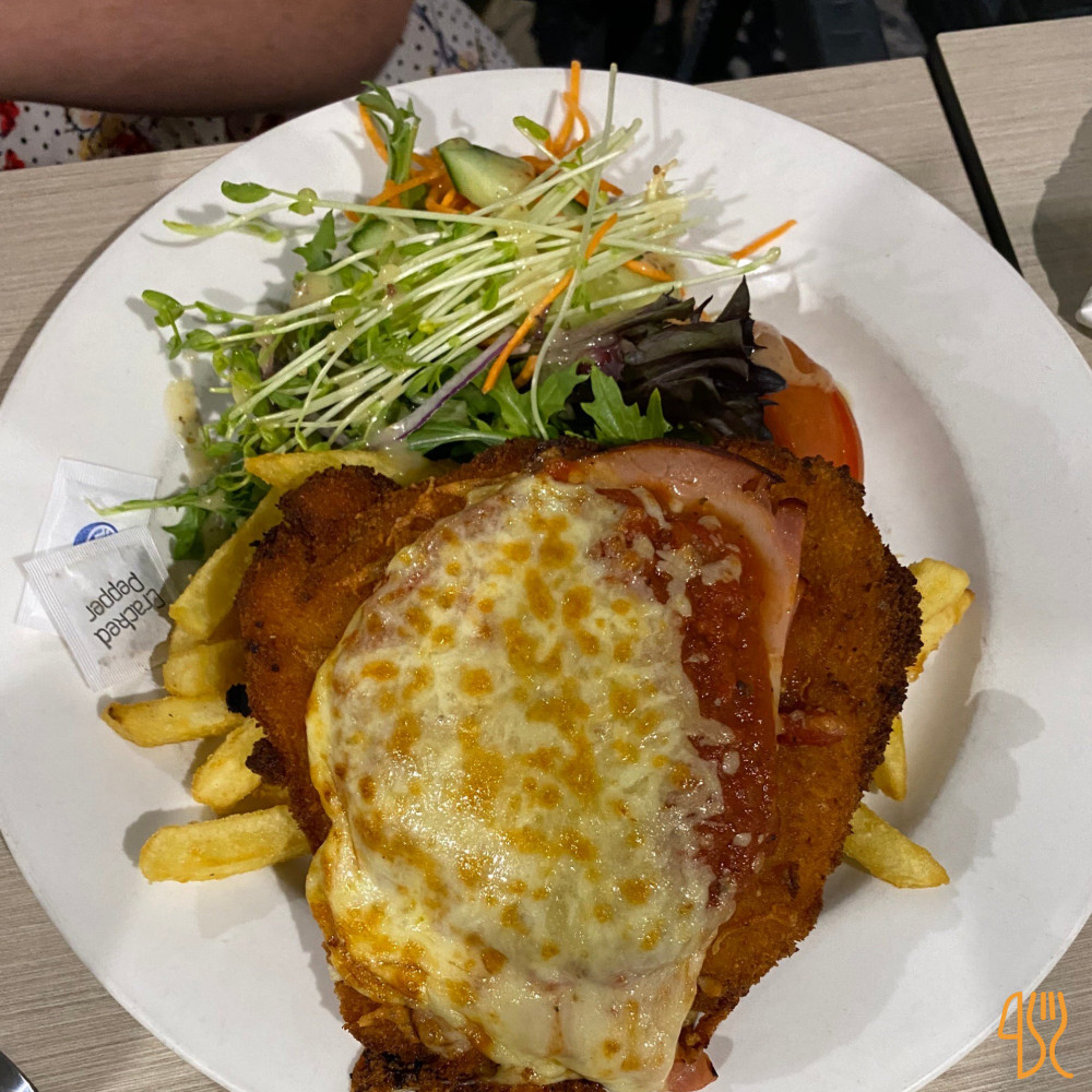 restaurant image