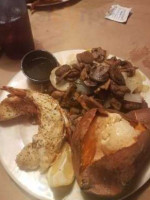 Brown Derby Road House food