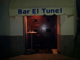 El Tunel food