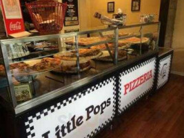 Little Pops Pizzeria food