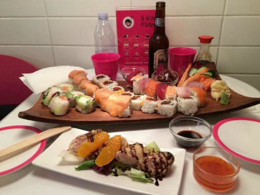 restaurant image
