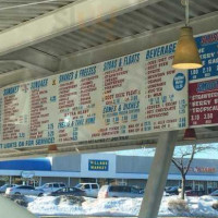 Gilles Frozen Custard outside