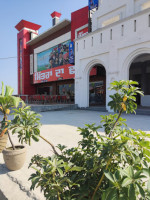 Mittran Da Dhaba outside