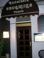 Pizzeria Taormina inside