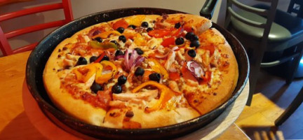 Pizza Hut food