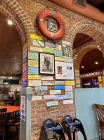 Wintzell's Oyster House inside