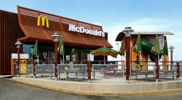 Mcdonald's outside