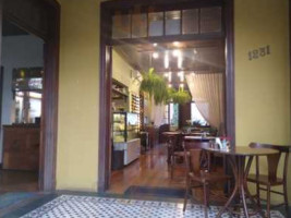 Primo Cafe inside