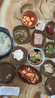 토속한방설렁탕 food