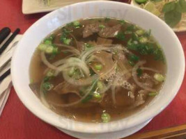 Mother Phở food