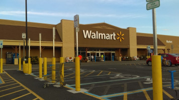 Walmart Bakery outside