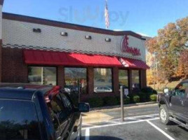 Chick-fil-a Madison Street outside