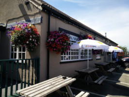 The Manvers Arms inside