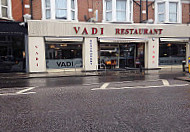 Vadi outside