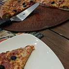 Pizza Hut food