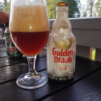 Mäster Gudmunds Källare food