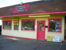 Rusk Donut Shop food