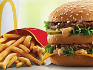 Mcdonald's Gyor, Vasvari Pal Utca food