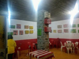 Taqueria Los Marios inside