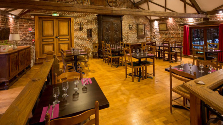 restaurant image