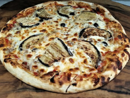 Pizza A L'italienne food