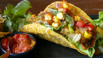 Cali Fresh Mexican Grill food