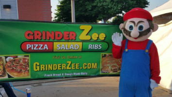 Grinder Zee Of Sterling Heights food