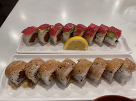 J Sushi food