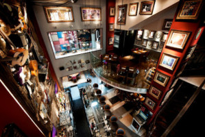 Hard Rock Cafe Brussels inside