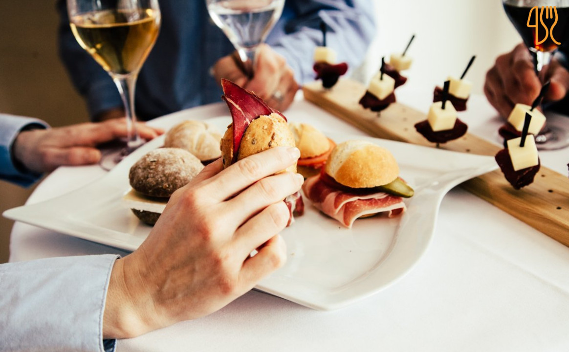 restaurant image