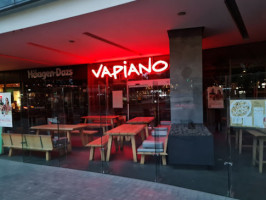 Vapiano inside