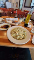 Fabrocinis Italian Kitchen food