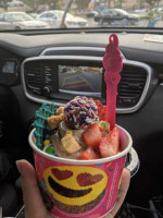 Menchie's Frozen Yogurt food