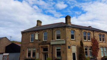 Trawden Arms outside