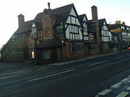 The Red Lion outside