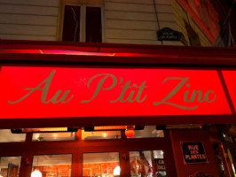 Au P'tit Zinc inside