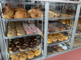 Usa Donuts Croissants food