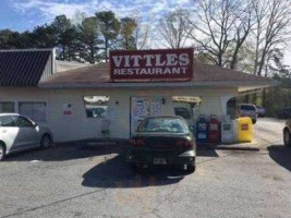 Vittles outside