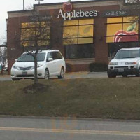 Applebee's Grill outside