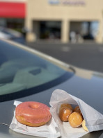 Sak Donuts food