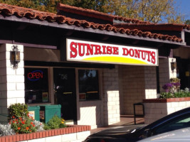 Sunrise Donuts outside