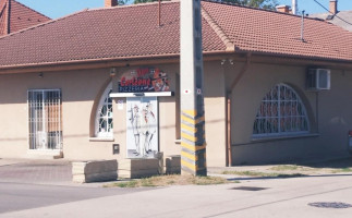 Don Corleone Pizzéria Étterem outside