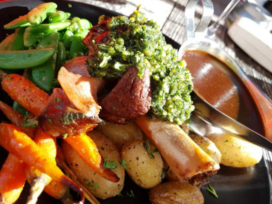 restaurant image