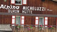 Rifugio Micheluzzi outside